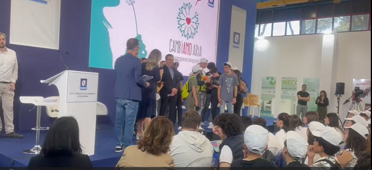 Copertina di CAMBIAMO ARIA 2025